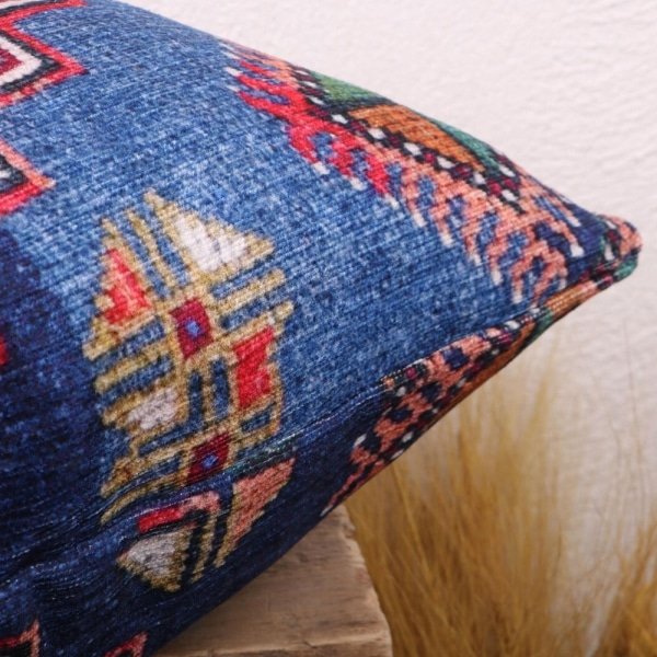 Anatolian style kilim pillow