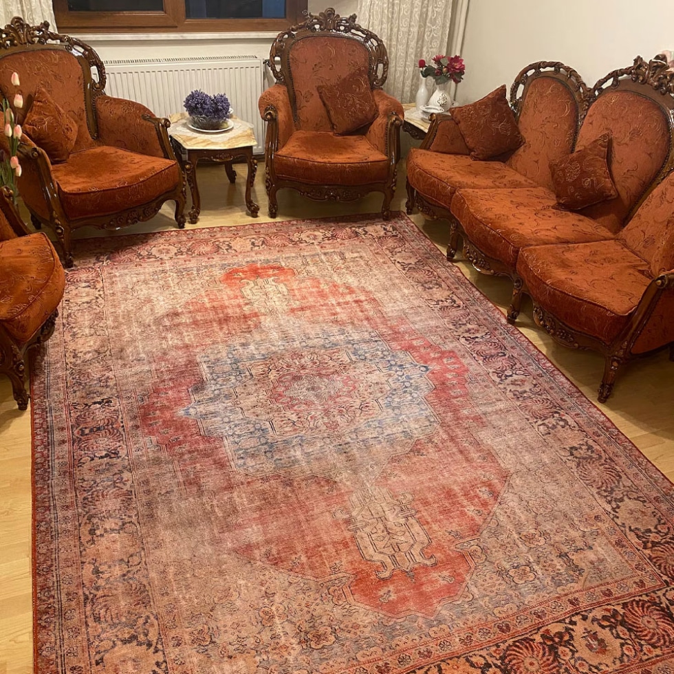 Antique style Turkish washable rug