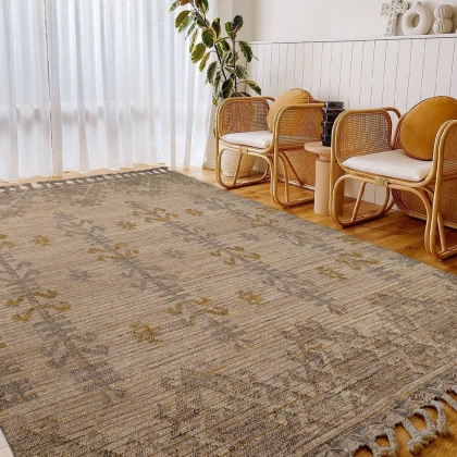 Beige turkish style kilim rug