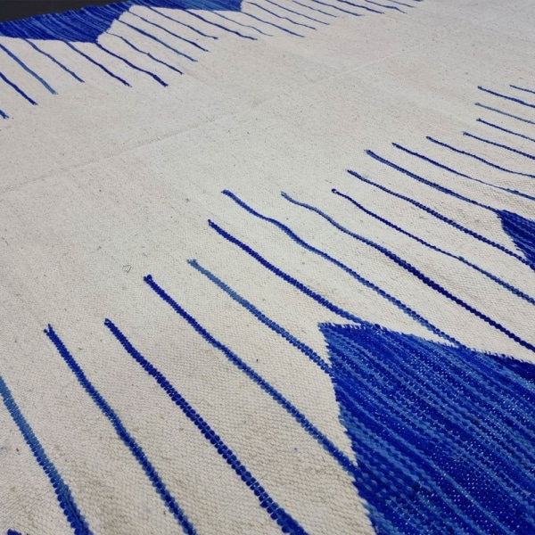 Blue and white Berber kilim rug - Image 8