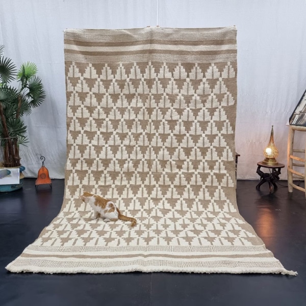 Cream Moroccan kilim rug