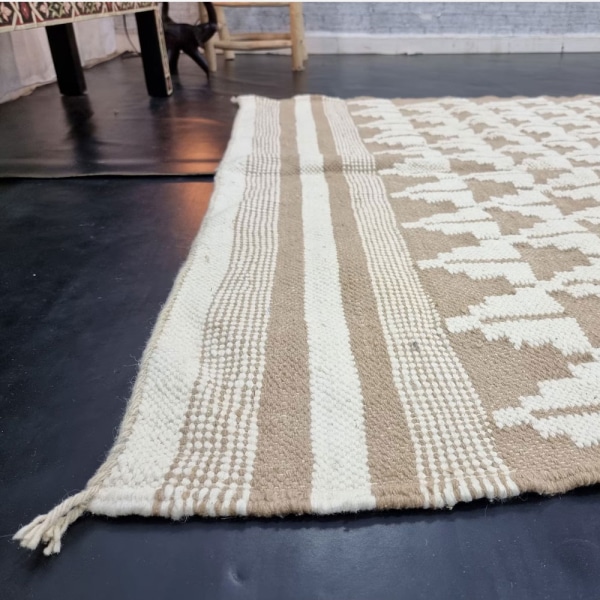 Cream Moroccan kilim rug