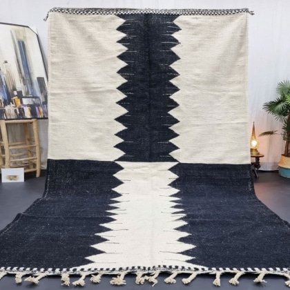 Handmade modern Moroccan kilim rug