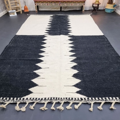 Handmade modern Moroccan kilim rug