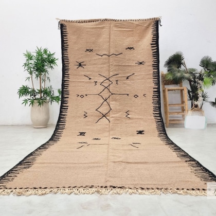 Moroccan berber kilim rug