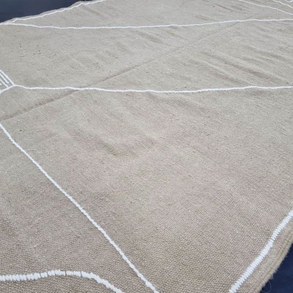 Plain Beige kilim Moroccan rug