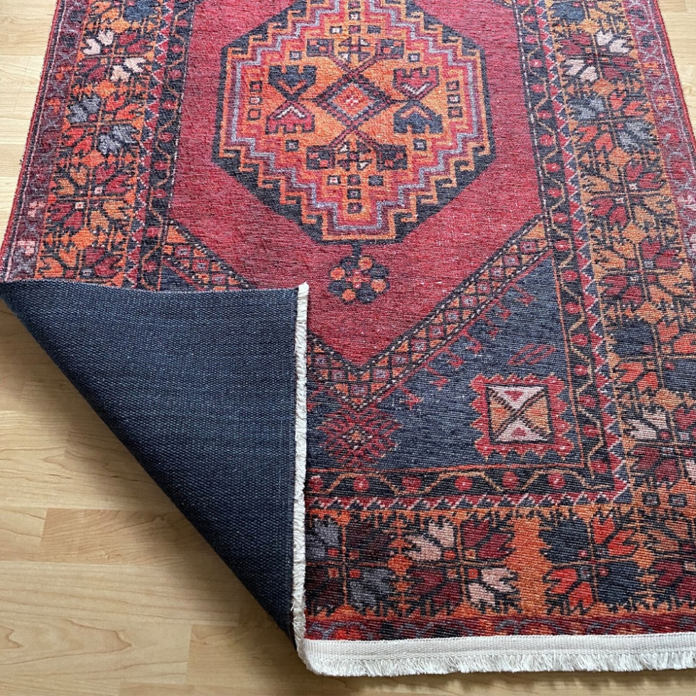 Red and blue oriental kilim style washable rug