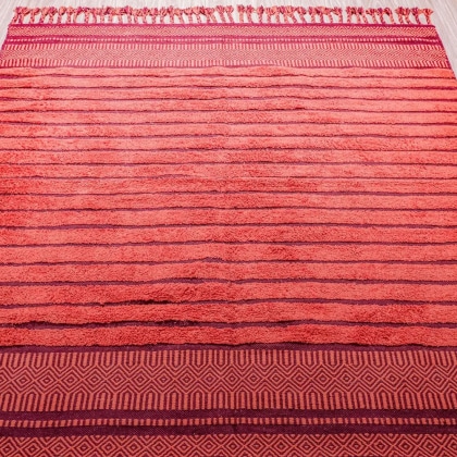 Red coton graduated style kilim rug