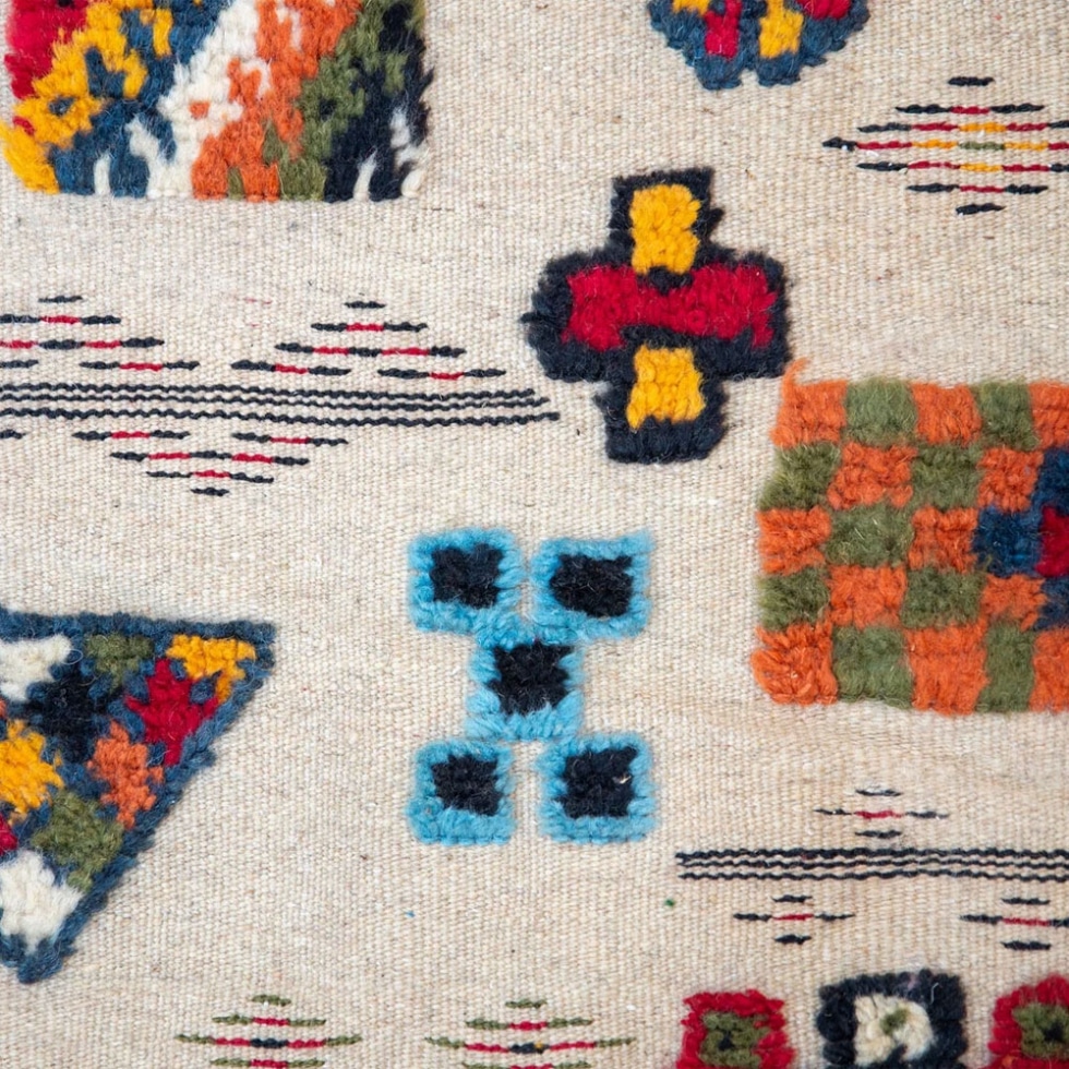 Traditional white Akhnif Berber kilim rug