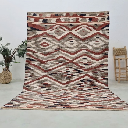 Vintage style moroccan kilim rug