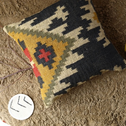 Vintage kilim pillows