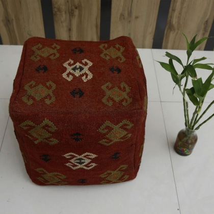 Red wool kilm pouf